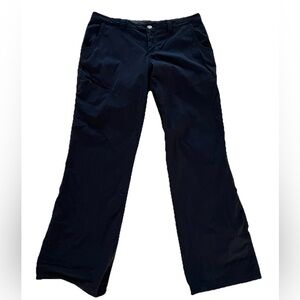 Eddie Bauer Women’s 2 In 1 Cargo Pants Capris Size 10 Black Hiking Outdoor